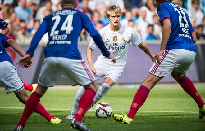 场上奋战 场上奋战